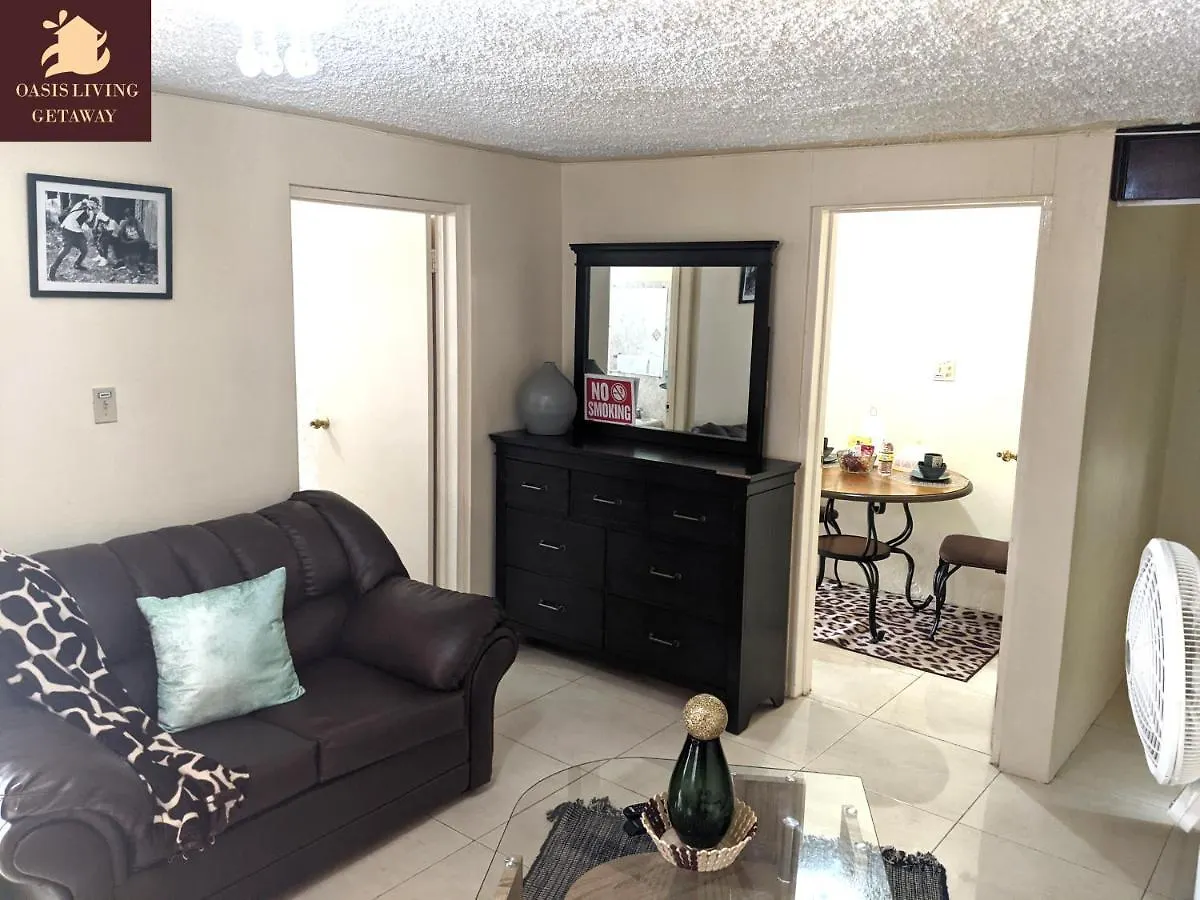 Apartment Oasis Living Getaway In Mandeville, Manchester